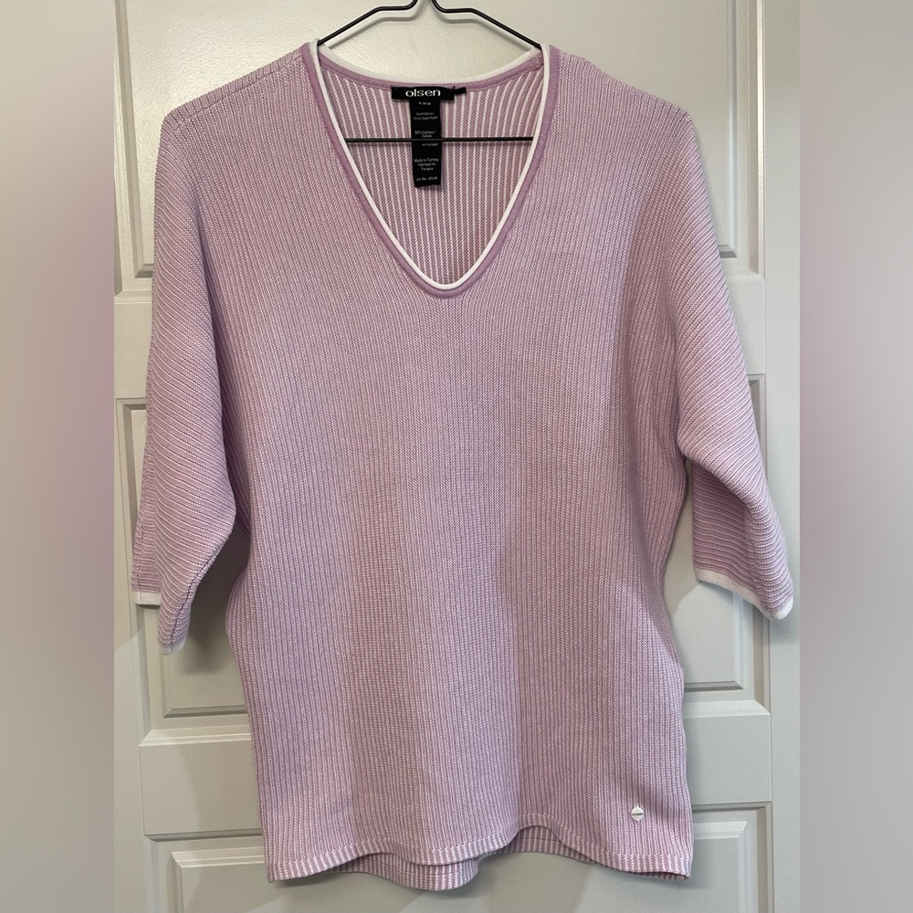Olsen Dream & White V-Neck Striped Sweater